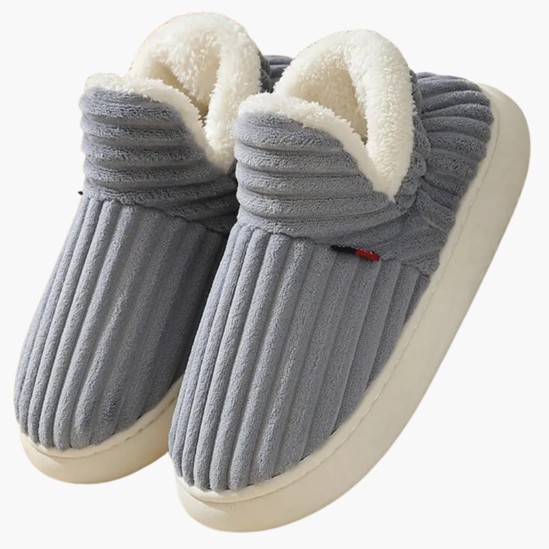 Cozy Women's Fleece Slippers – Soft House Shoes