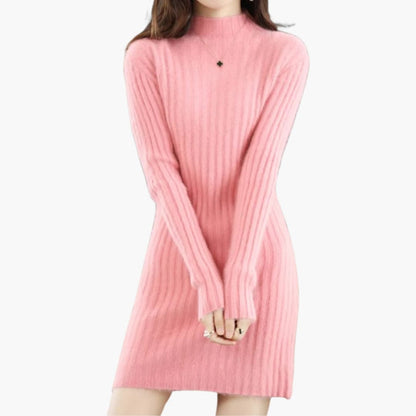 Chic Sleeveless Midi Dress with Fitted Waist