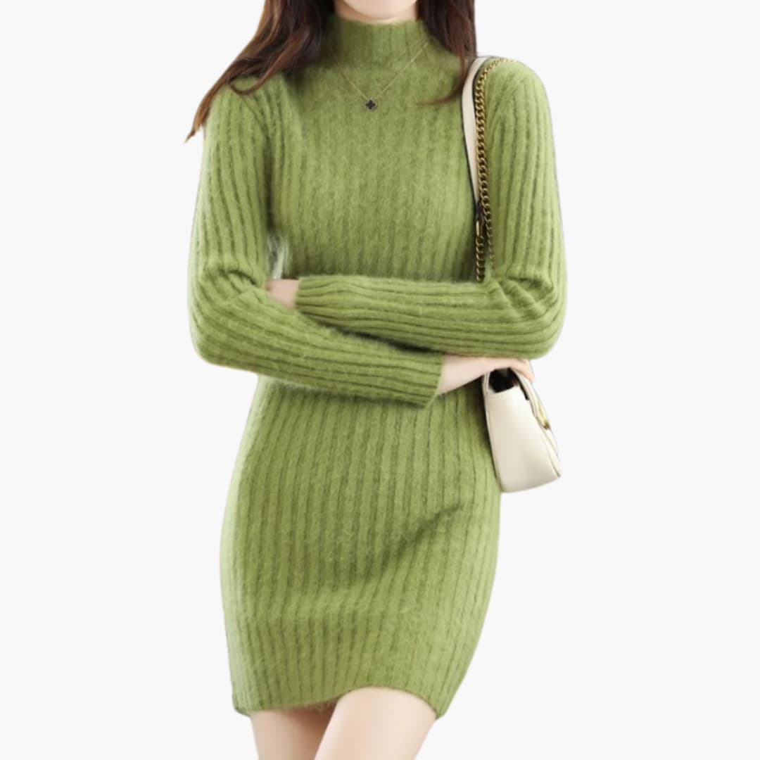 Chic Sleeveless Midi Dress with Fitted Waist - Olytrend