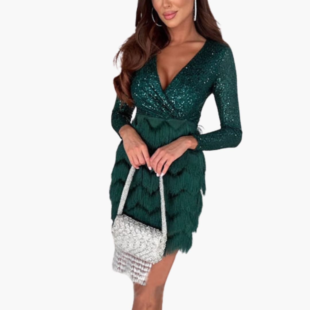 Chic Strapless Cocktail Dress with Fitted Waist