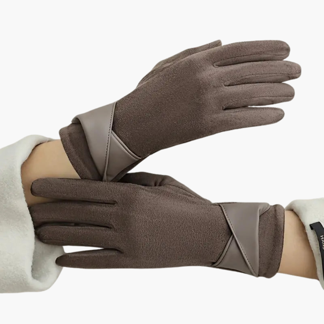Warm Women's Insulated Snow Gloves with Grip