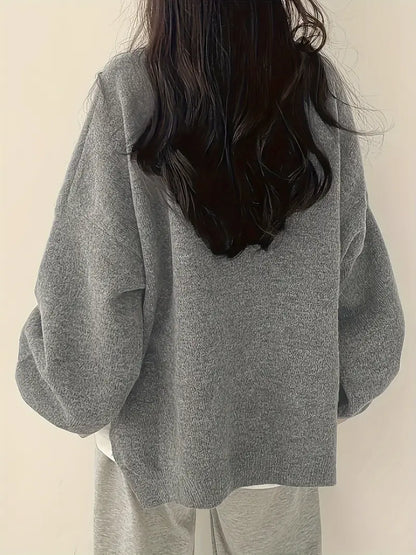 Soft Women's Oversized Knit Sweater - Classic Crew Neck Style