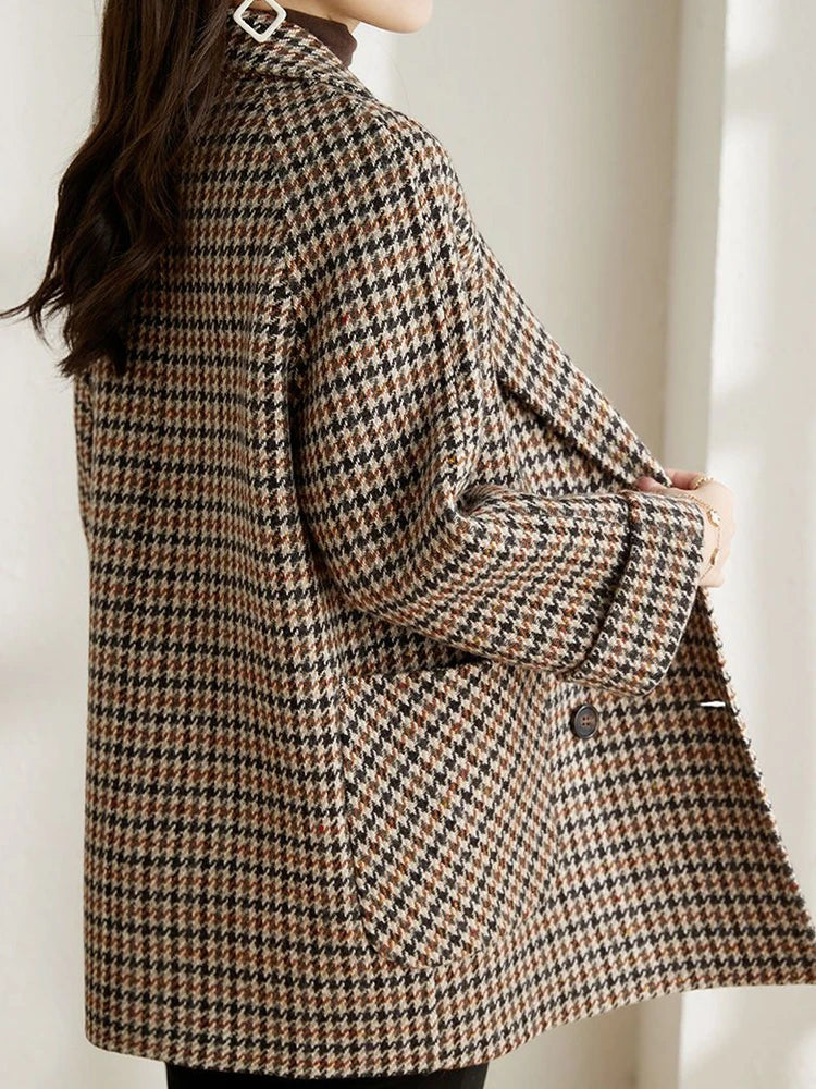 Classic Plaid Ladies Jacket - Trendy Autumn Coat