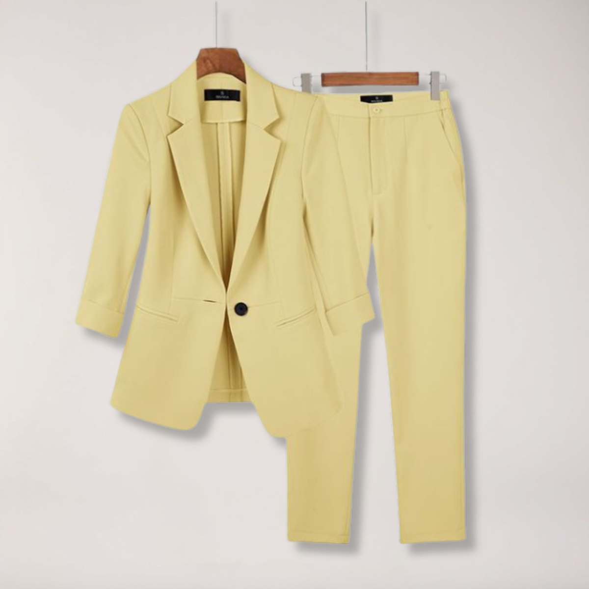Elegant Ladies Business Suit Jacket and Pants Set