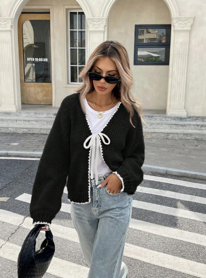 Comfy Short Knit Cardigan for Daily Wear - Nocini