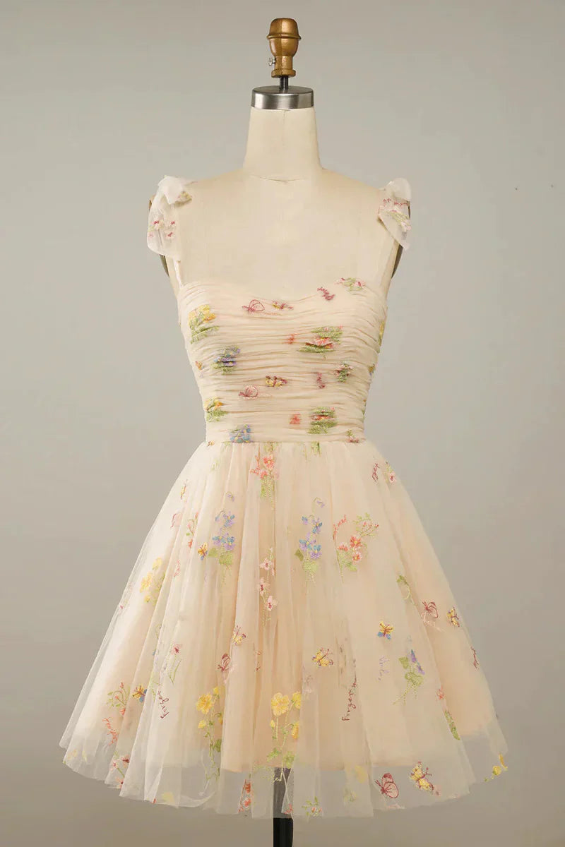 Delicate Floral Wedding Dress