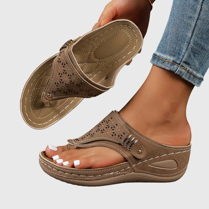 Livia | Soft Beach Sandals