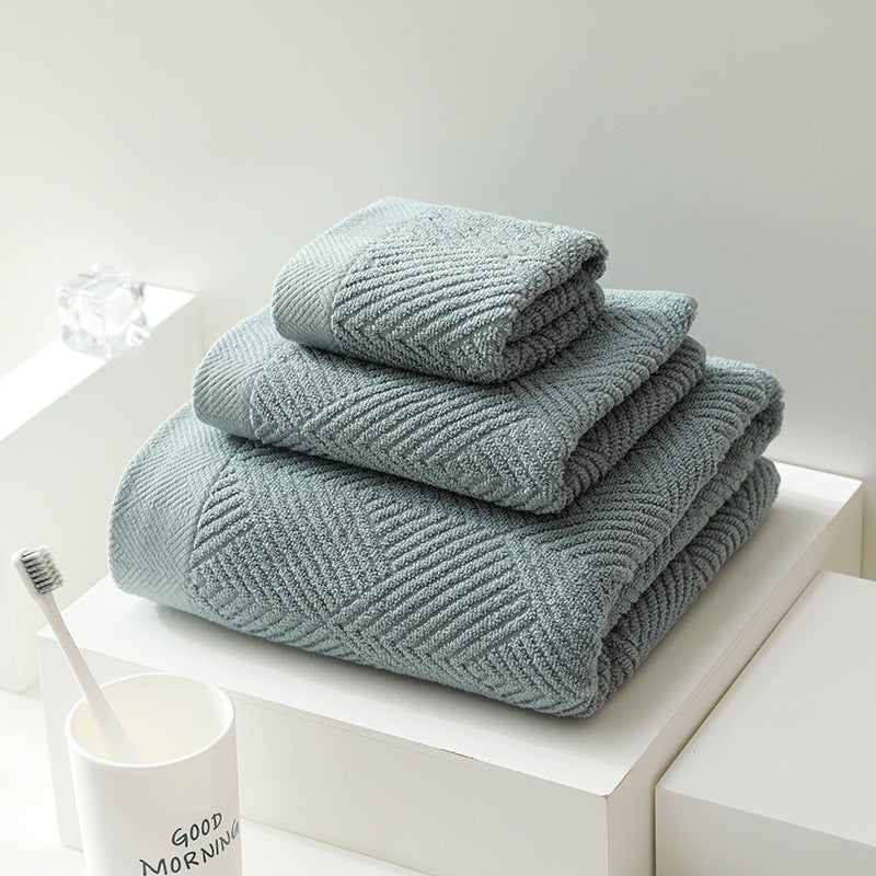 Cotton Textured Bath Towel Set With Geometric Pattern