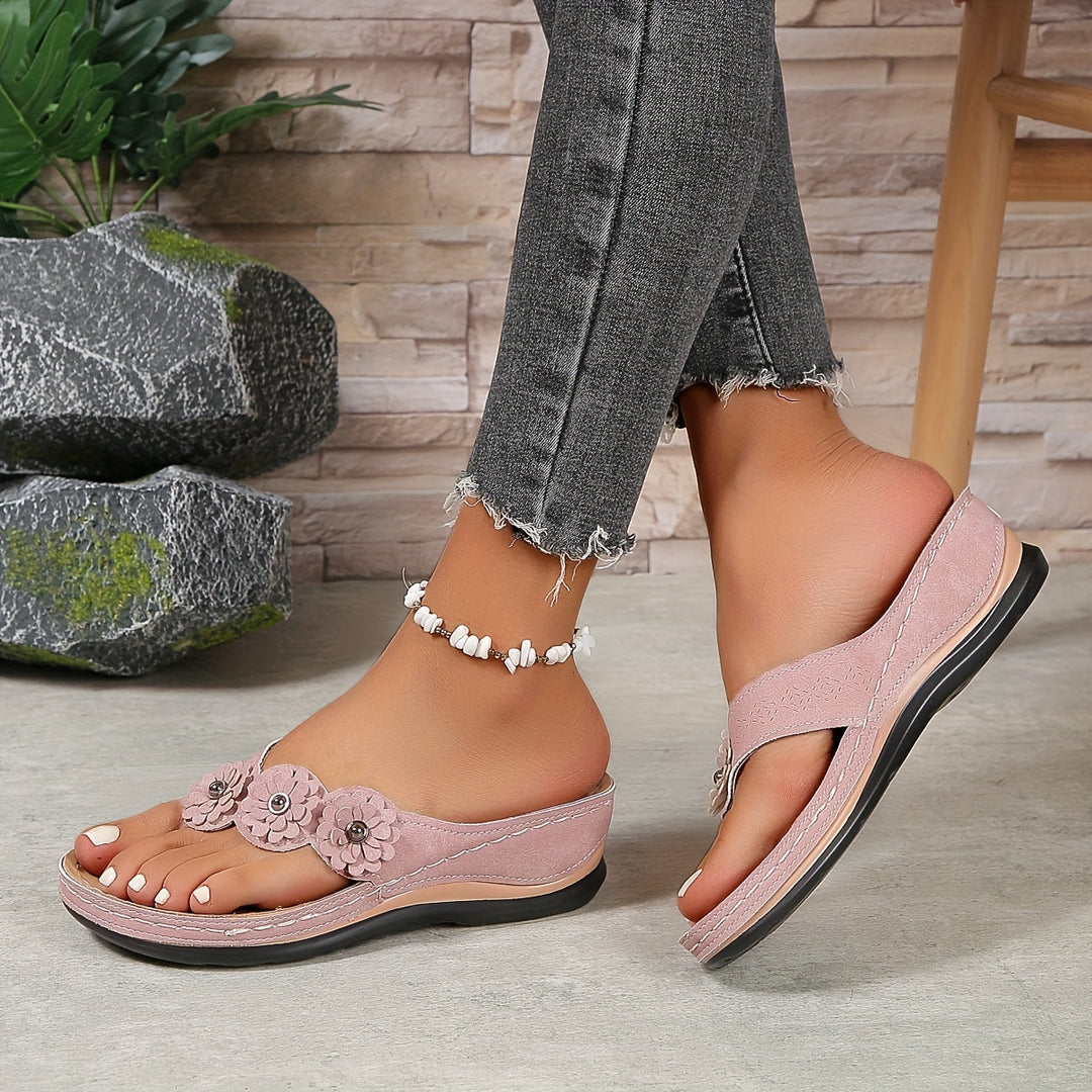 Comfortable Walking Sandals for Women with Arch Support
