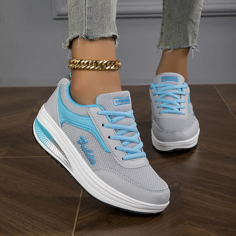 Vida | Women's Thick Sole Lace Up Sneaker