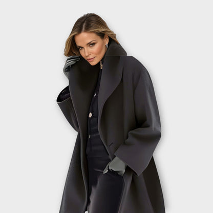 Warm Oversized Wool Coat with Wide Collar