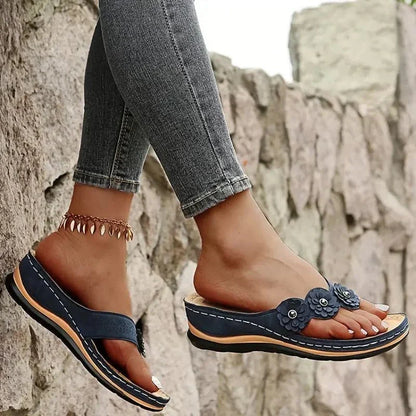 Comfortable Floral Slide Sandals for Women