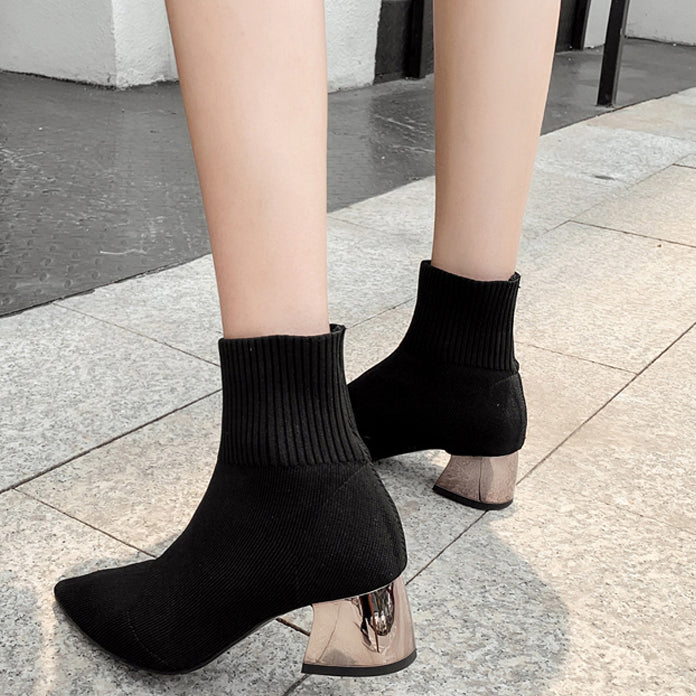 Cozy Low Cut Knit Boot