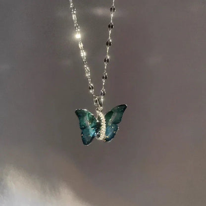 Pretty Butterfly Pendant Necklace - Pexav