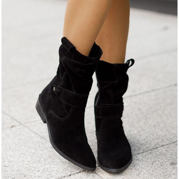 Stylish Women's Ankle Boots with Zip Detail