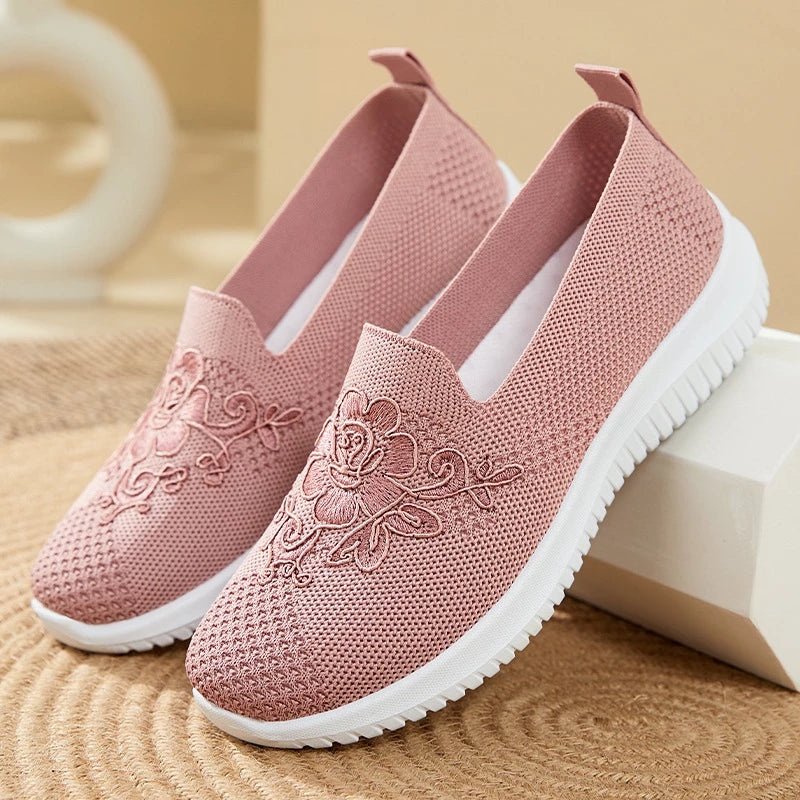 Comfortable Summer Sandals for Women with Floral Details - Pexav