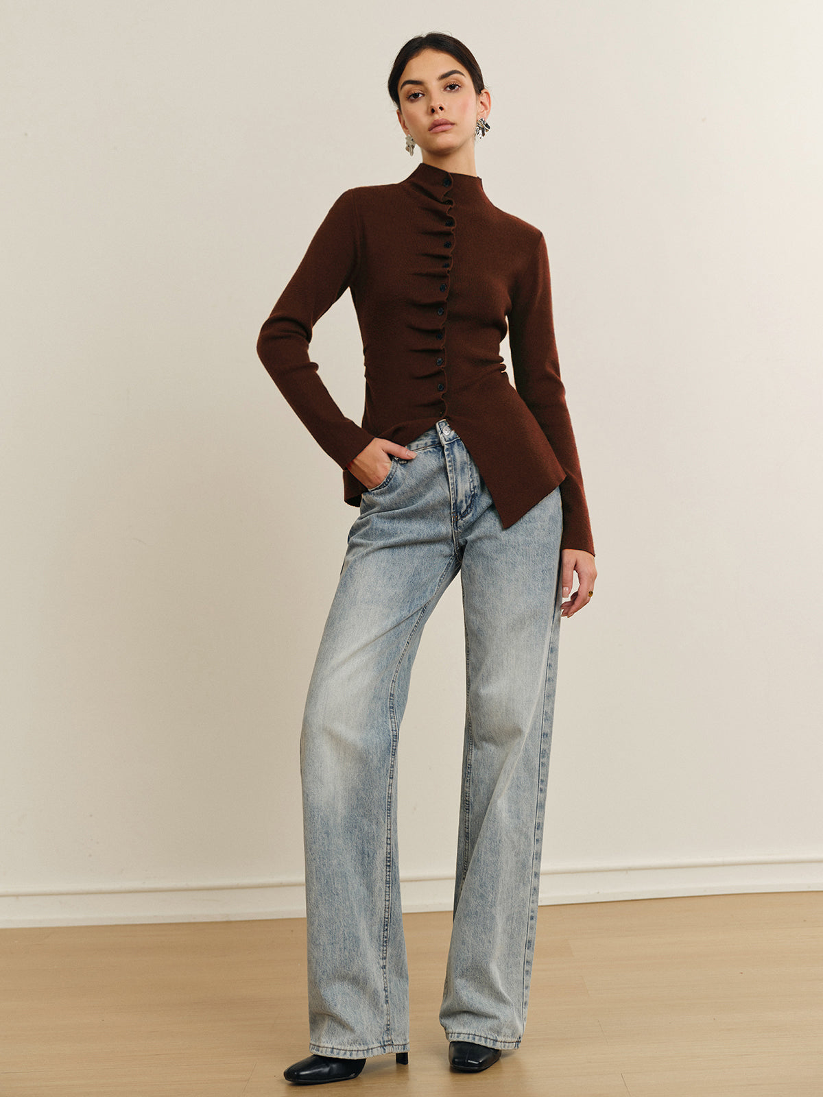 Flared Ruffle Knit Blouse