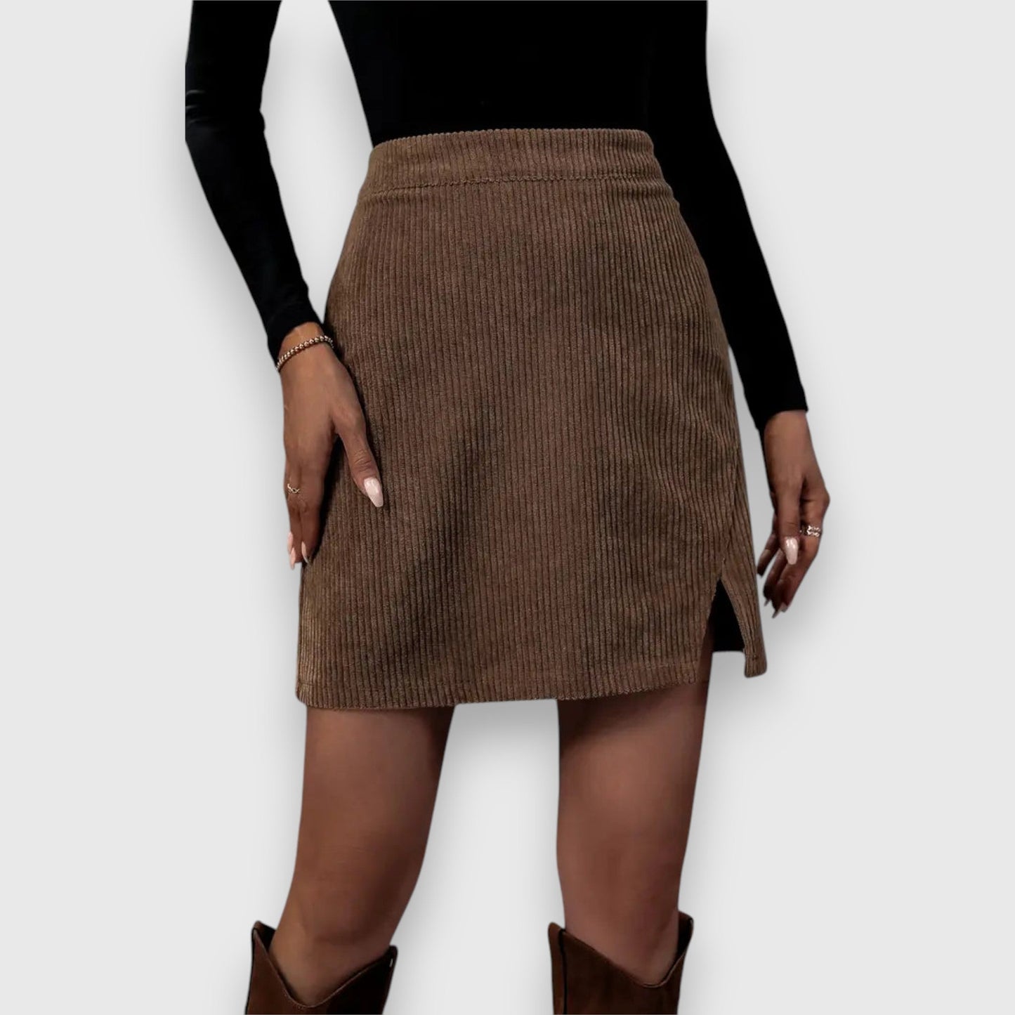 Women's Pleated Cord Skirt
