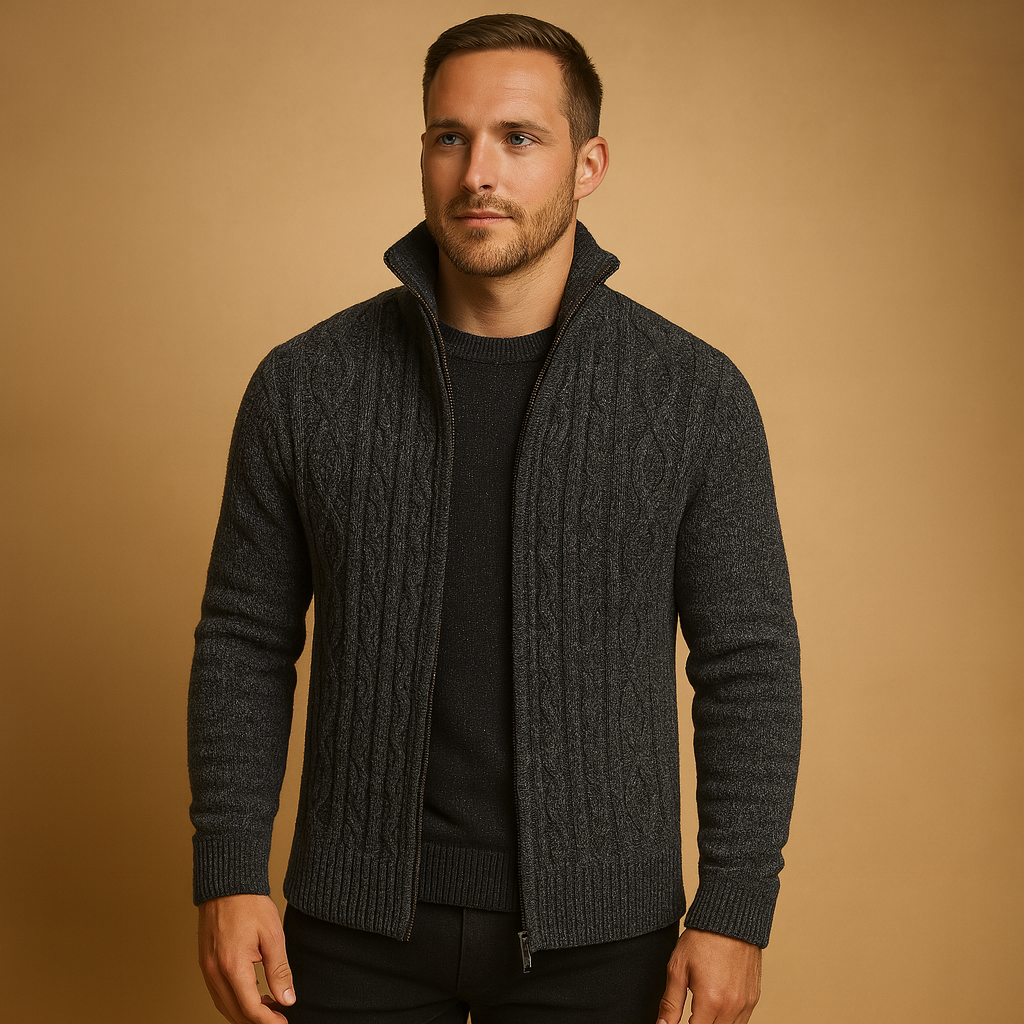 Men’s cable-knit sweater with a soft check-lined interior, designed for warmth and versatile outfits during autumn and winter.