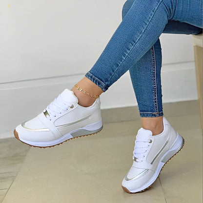 Fashionable Women's Sneakers with Urban Chic Style - Olytrend