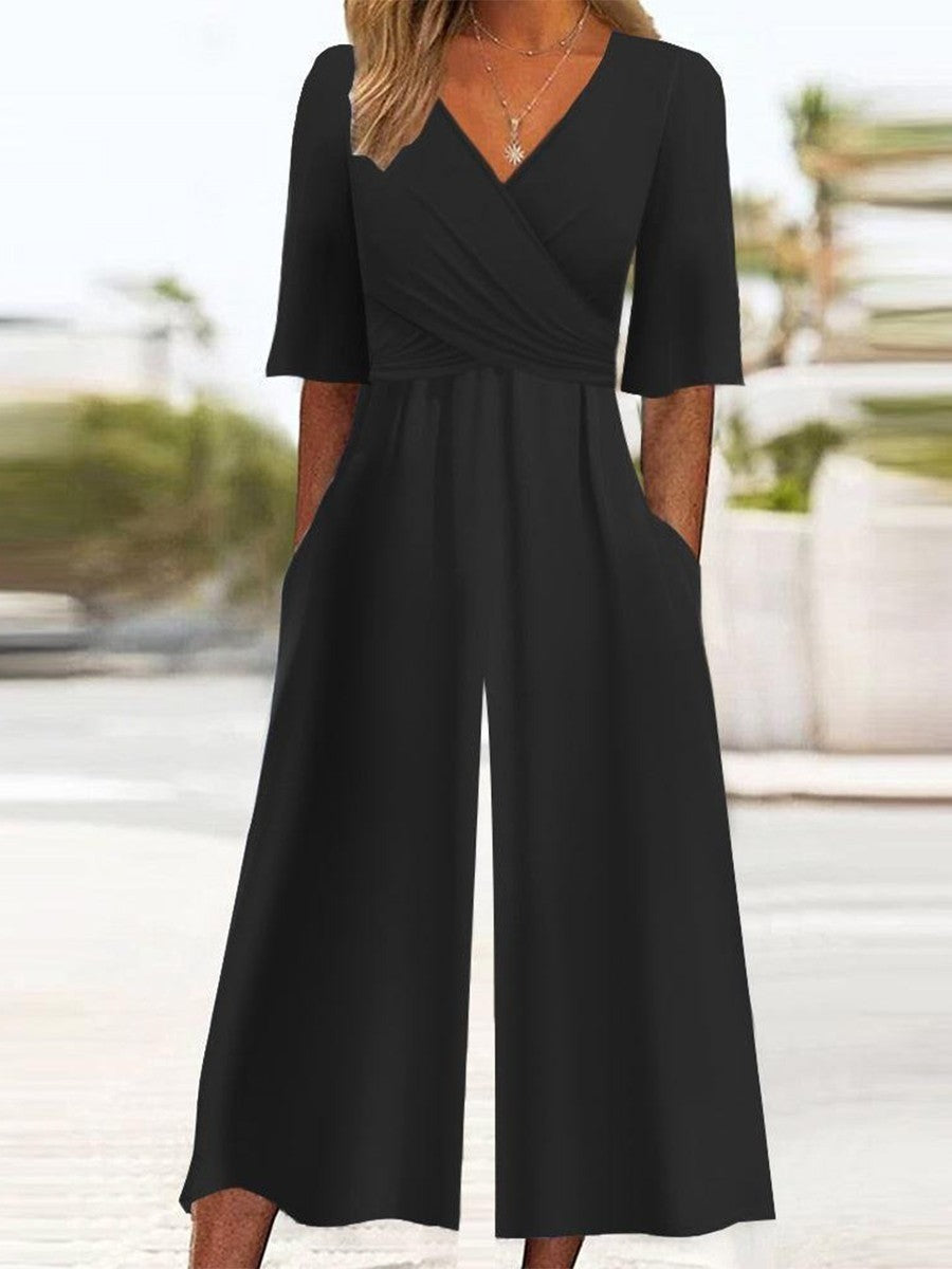 Comfortable Women's Jumpsuit with V-Neck and Wide Legs - Nocini