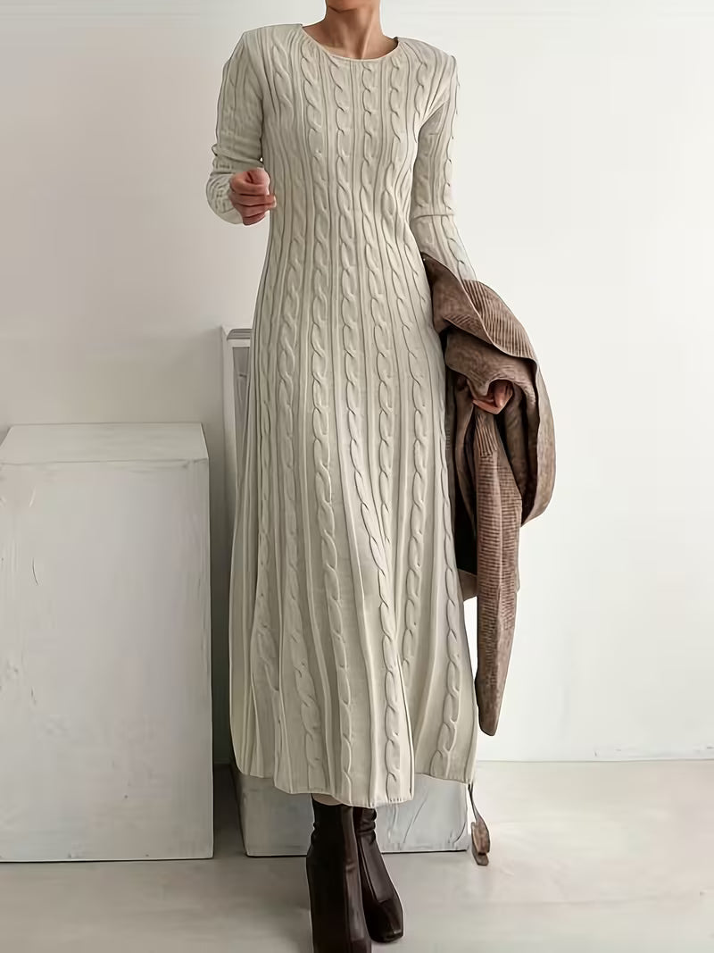 Feminine Flare Dress with Short Sleeves - Nocini