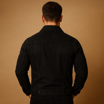 Men’s classic denim jacket with regular fit, button closure, and chest and side pockets, ideal for spring and summer outfits.