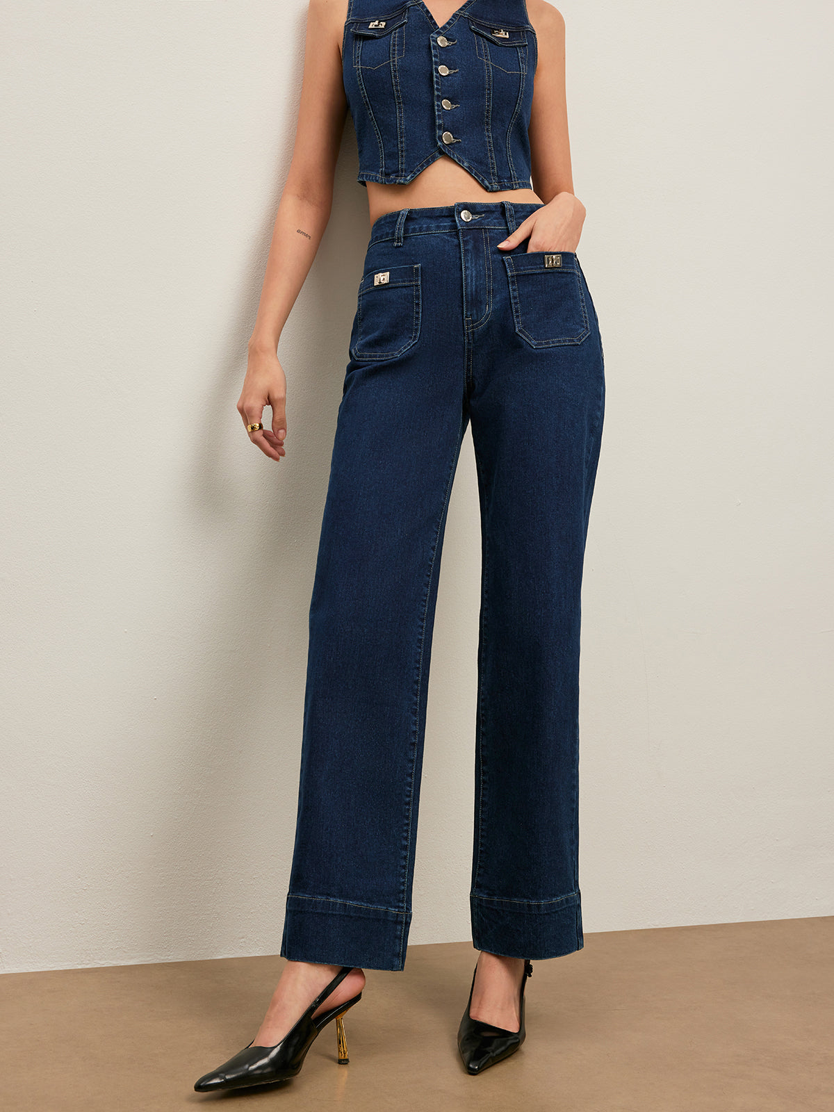 Timeless Comfort Fit Straight Jeans