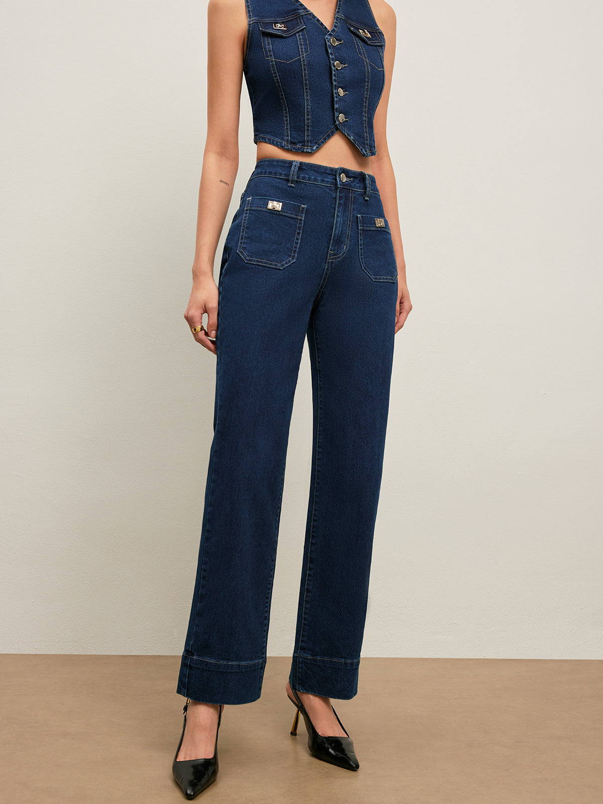 Timeless Comfort Fit Straight Jeans