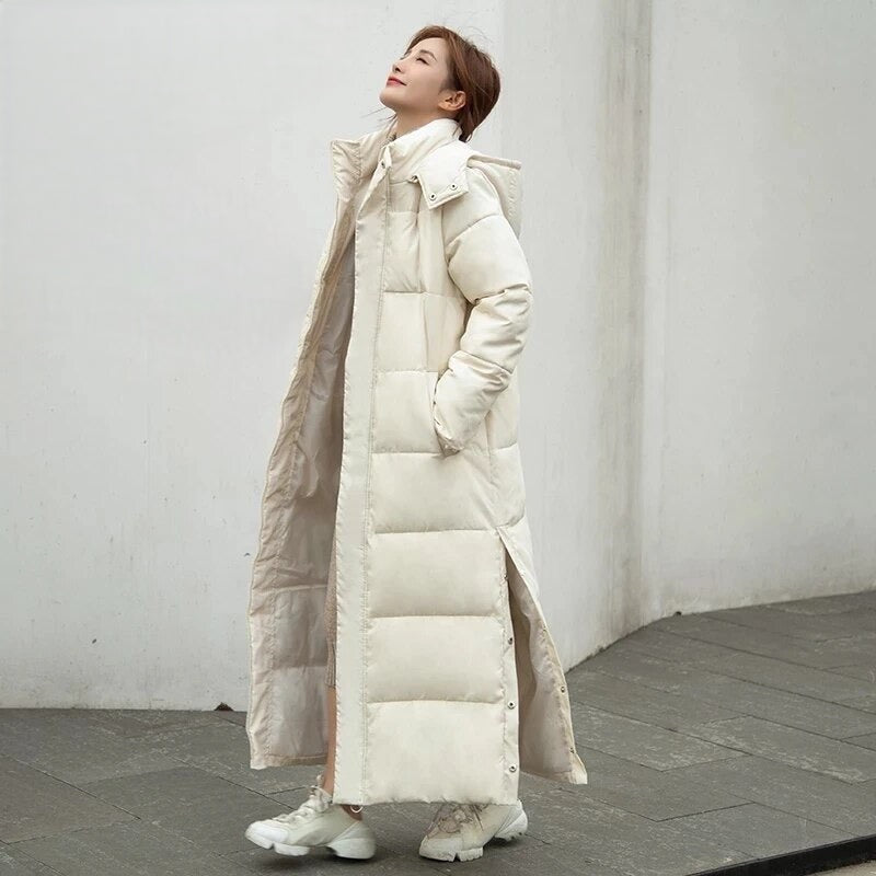 Warm Waterproof Women's Parka Coat with Hood and Pockets