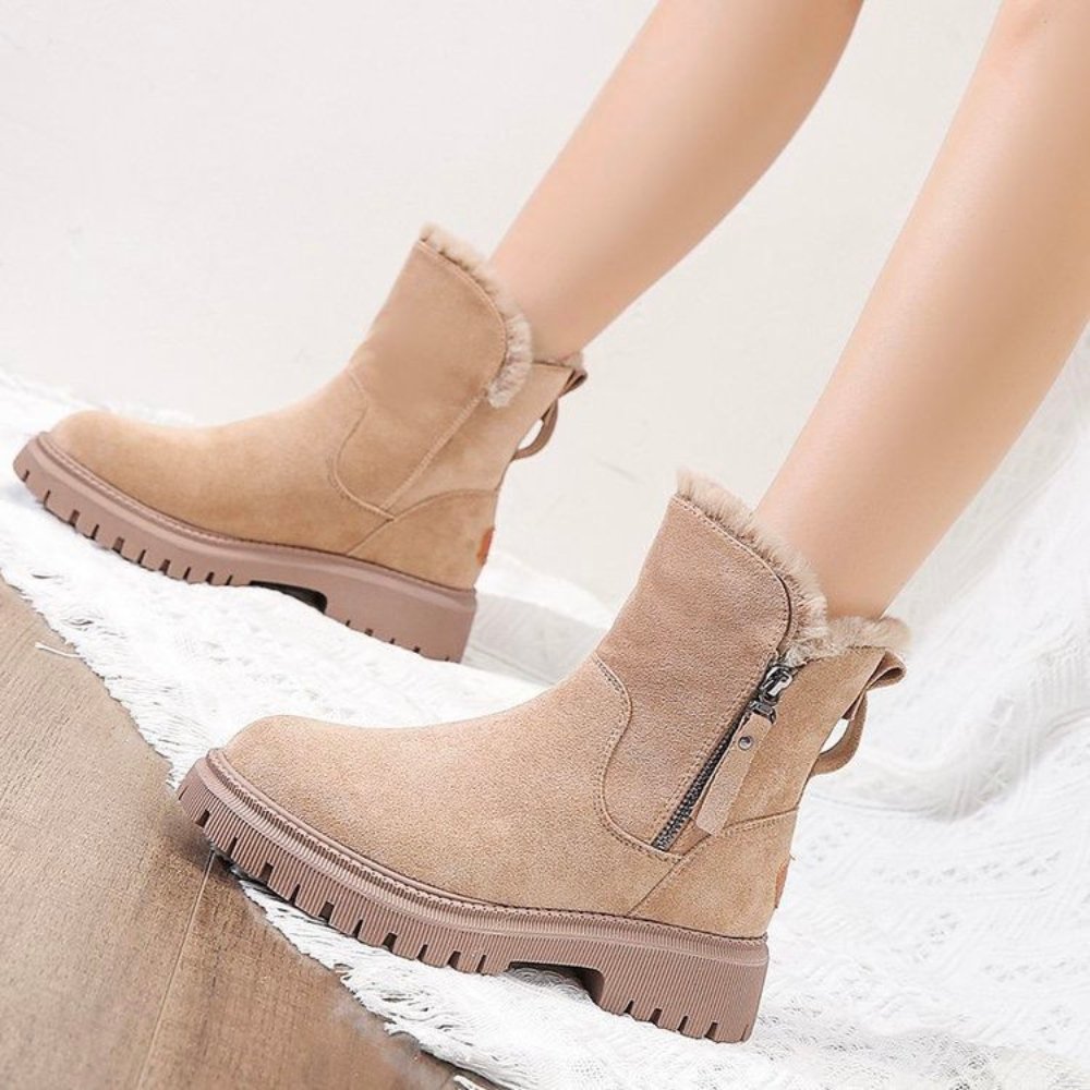 CozyStride Boot | Insulated Winter Boots with Zip-Black-5-Nora Luxe