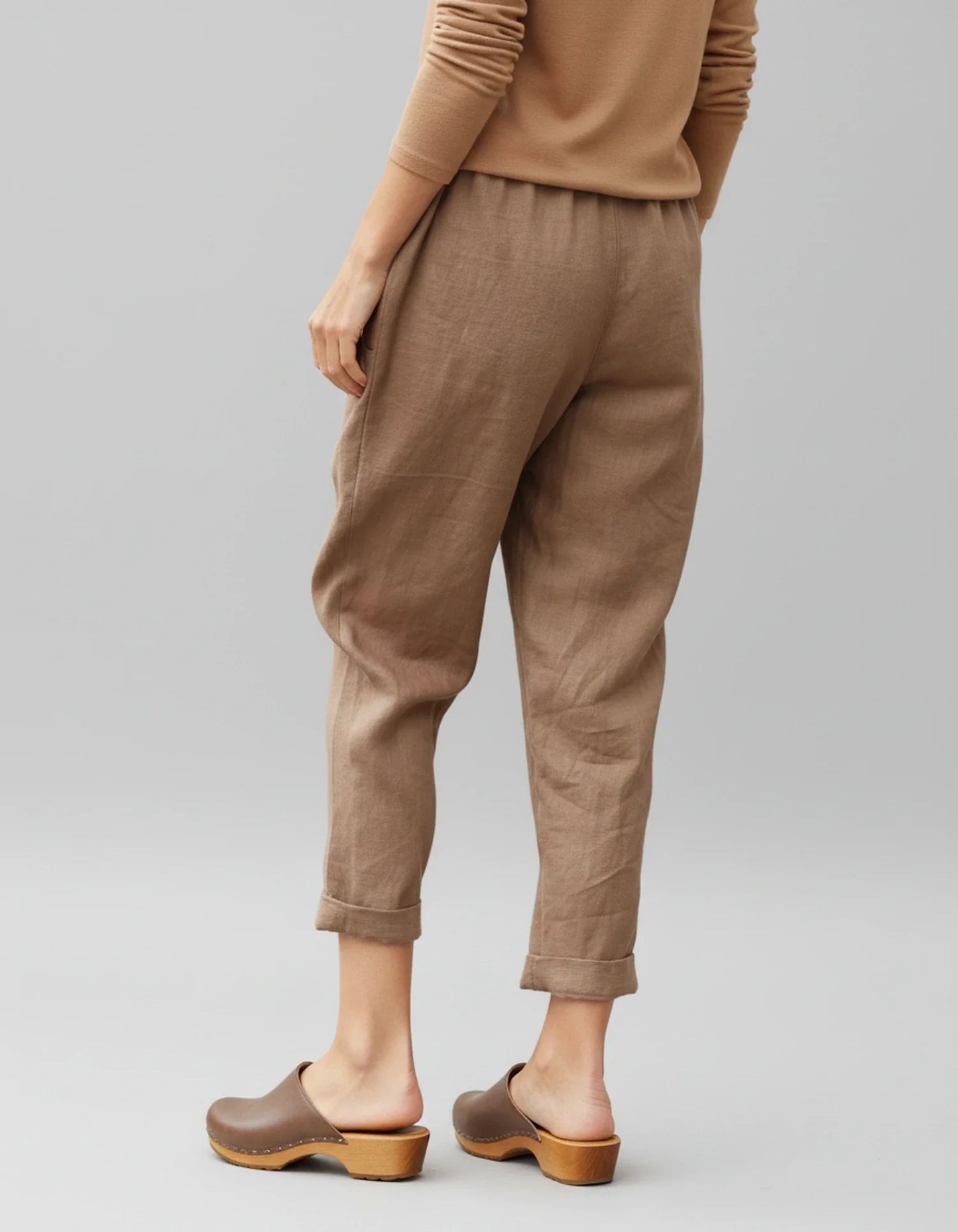 Short Relaxed Fit Women's Pants