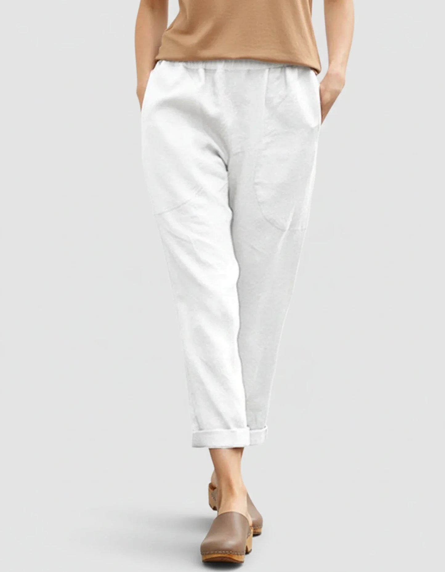 Short Relaxed Fit Women's Pants - Olytrend