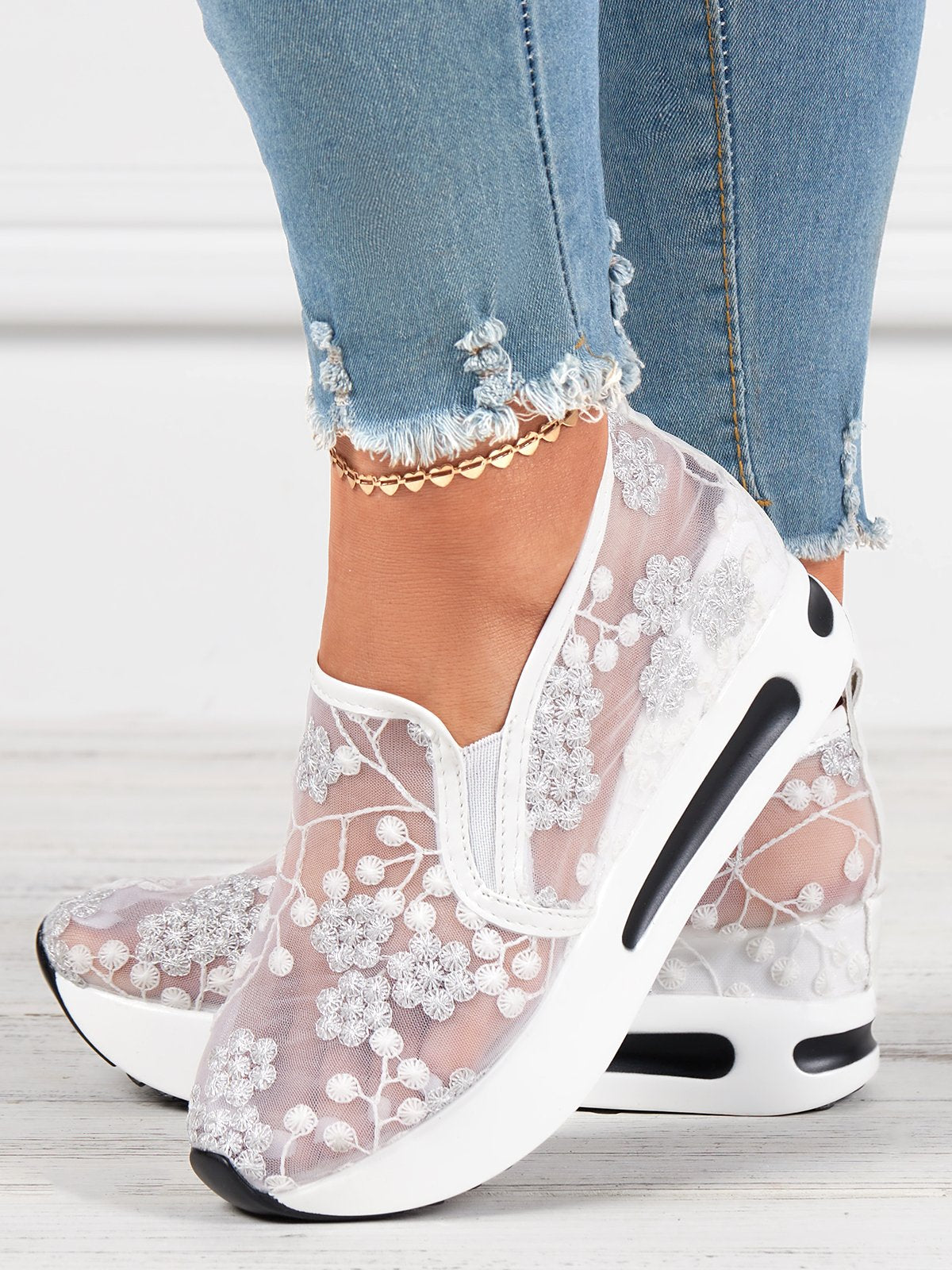 Casual Floral Sneakers for Women - Cushioned Platform Shoes