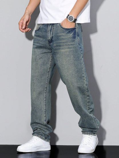 Relaxed Fit Men's Straight Leg Jeans