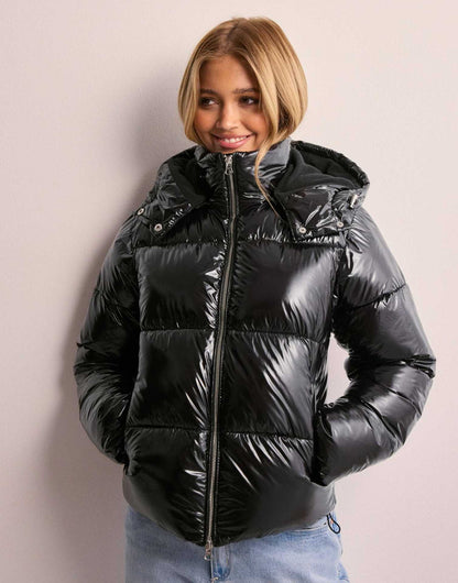 Warm Women's Zip Up Puffer Coat with Cuffed Sleeves - Nocini