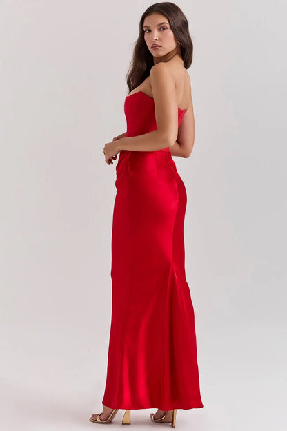 Elegant Strapless Maxi Dress with Flowy Skirt