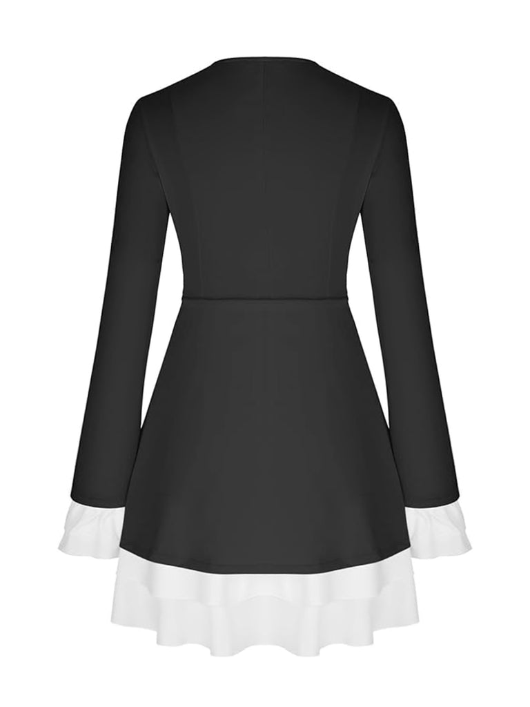 Sexy Short Dress with Low Neck and Flirty Sleeves