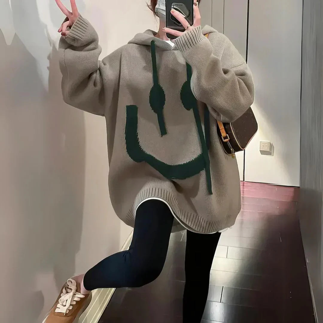 Fun Round Neck Smile Face Women's Sweater - Nocini
