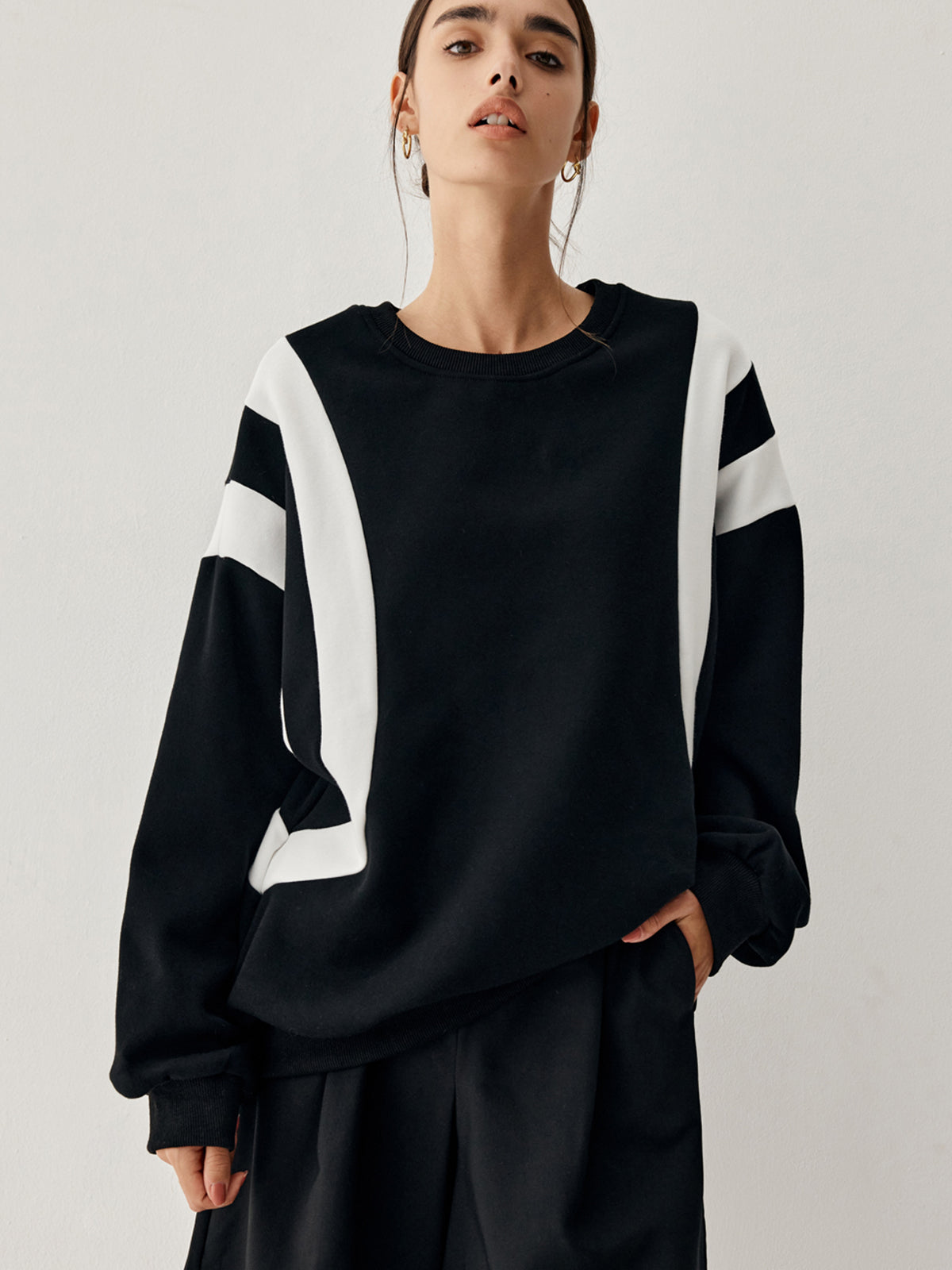 Ladies' Crew Neck Striped Pullover Sweater