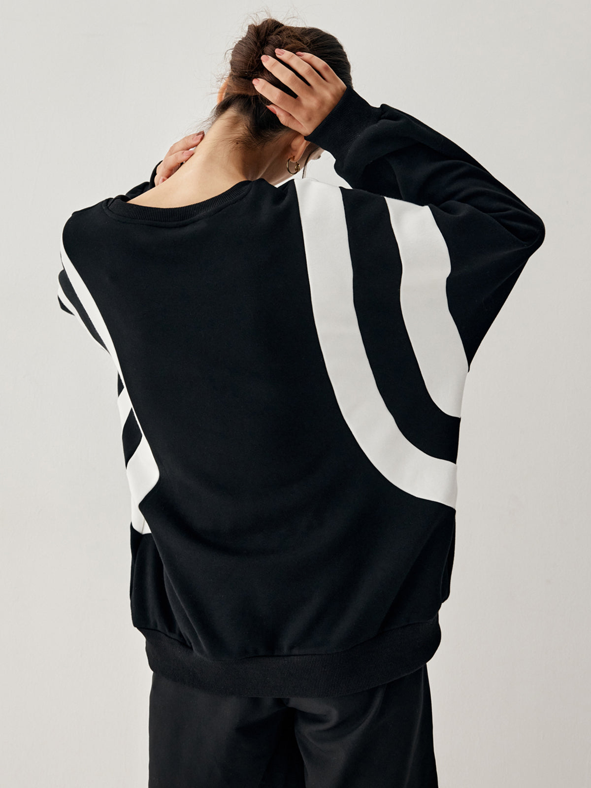 Ladies' Crew Neck Striped Pullover Sweater