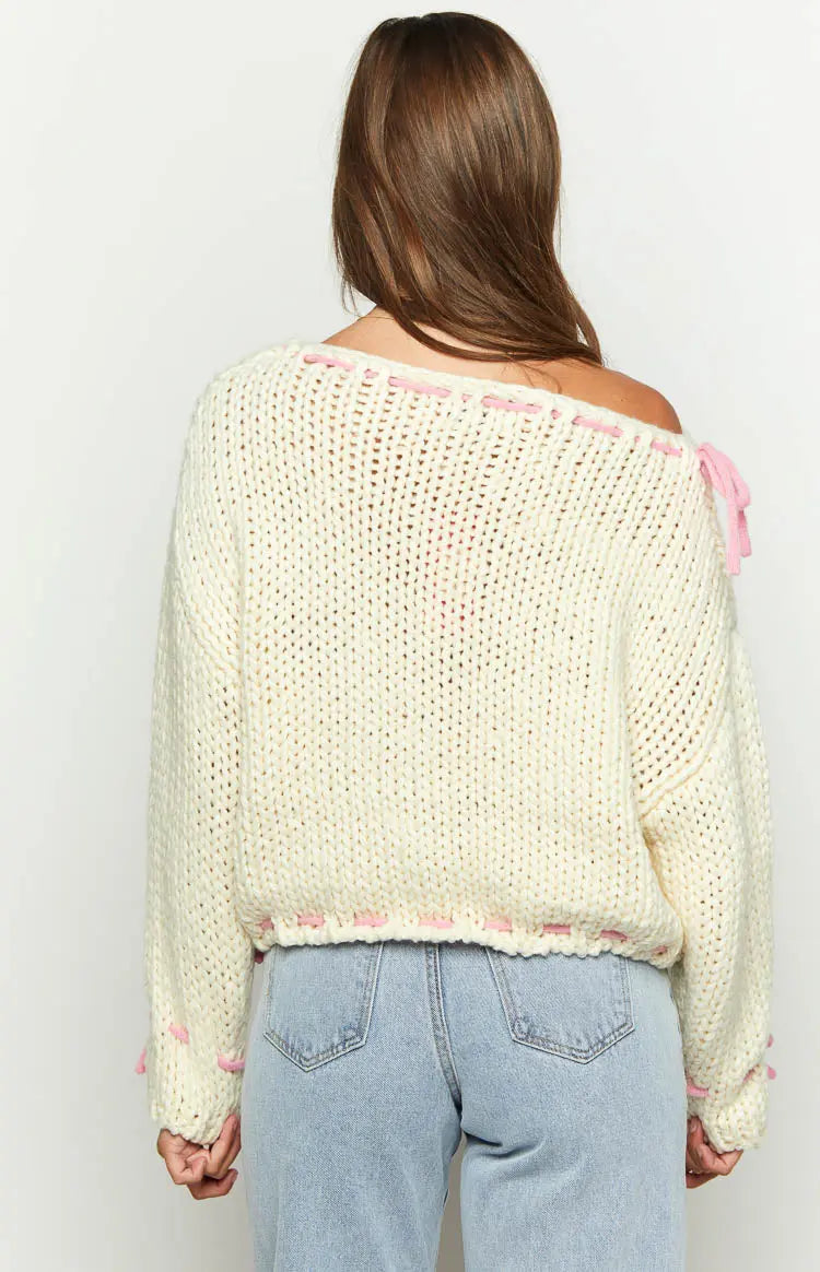 Comfy Women's Sweater with Relaxed Fit and Cute Bows