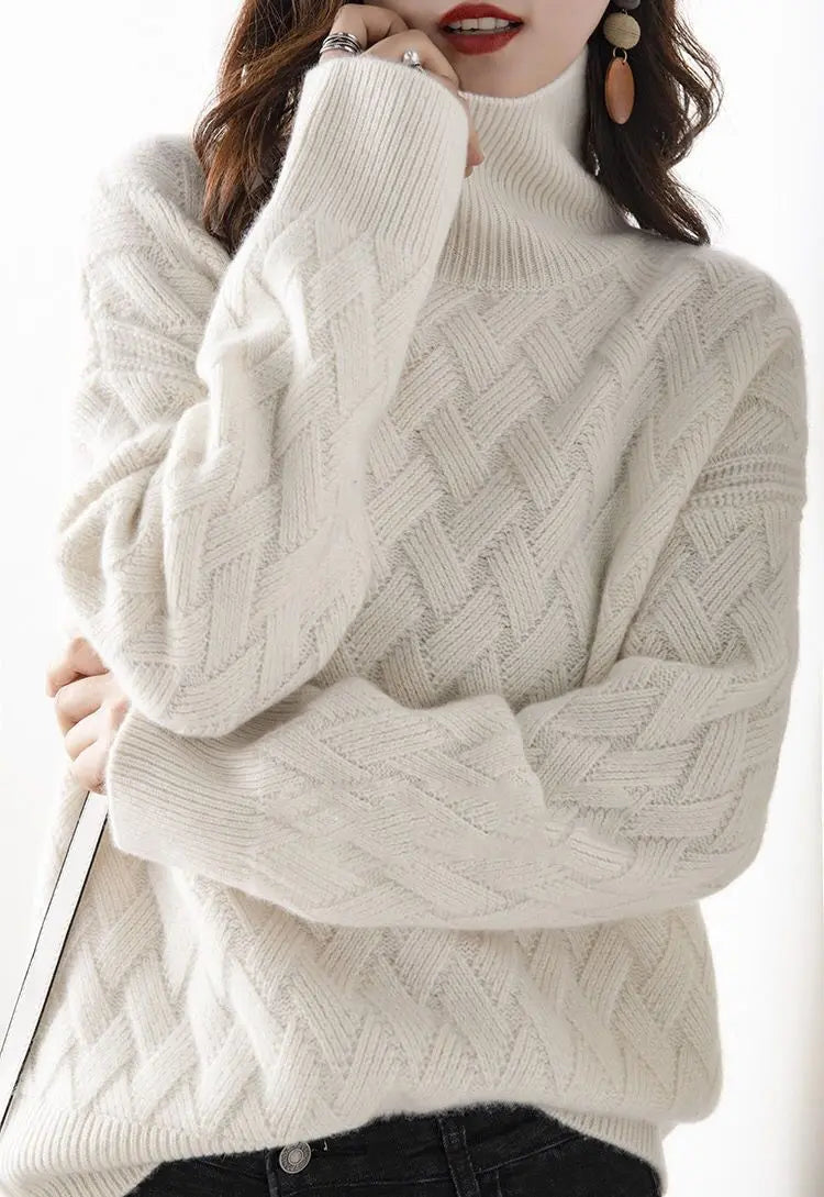 Classic Crew Neck Knit Sweater for Women - Nocini
