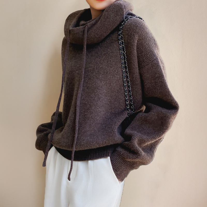 Cozy Women's Crew Neck Pullover Sweater