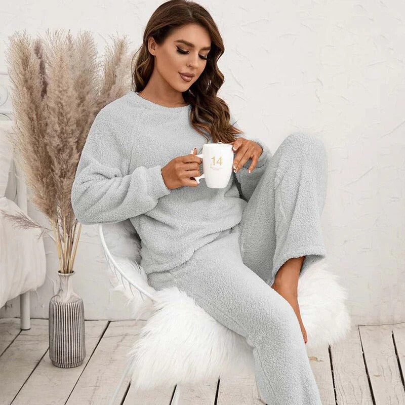 Ladies Comfortable Full Sleeve Top and Legging Set