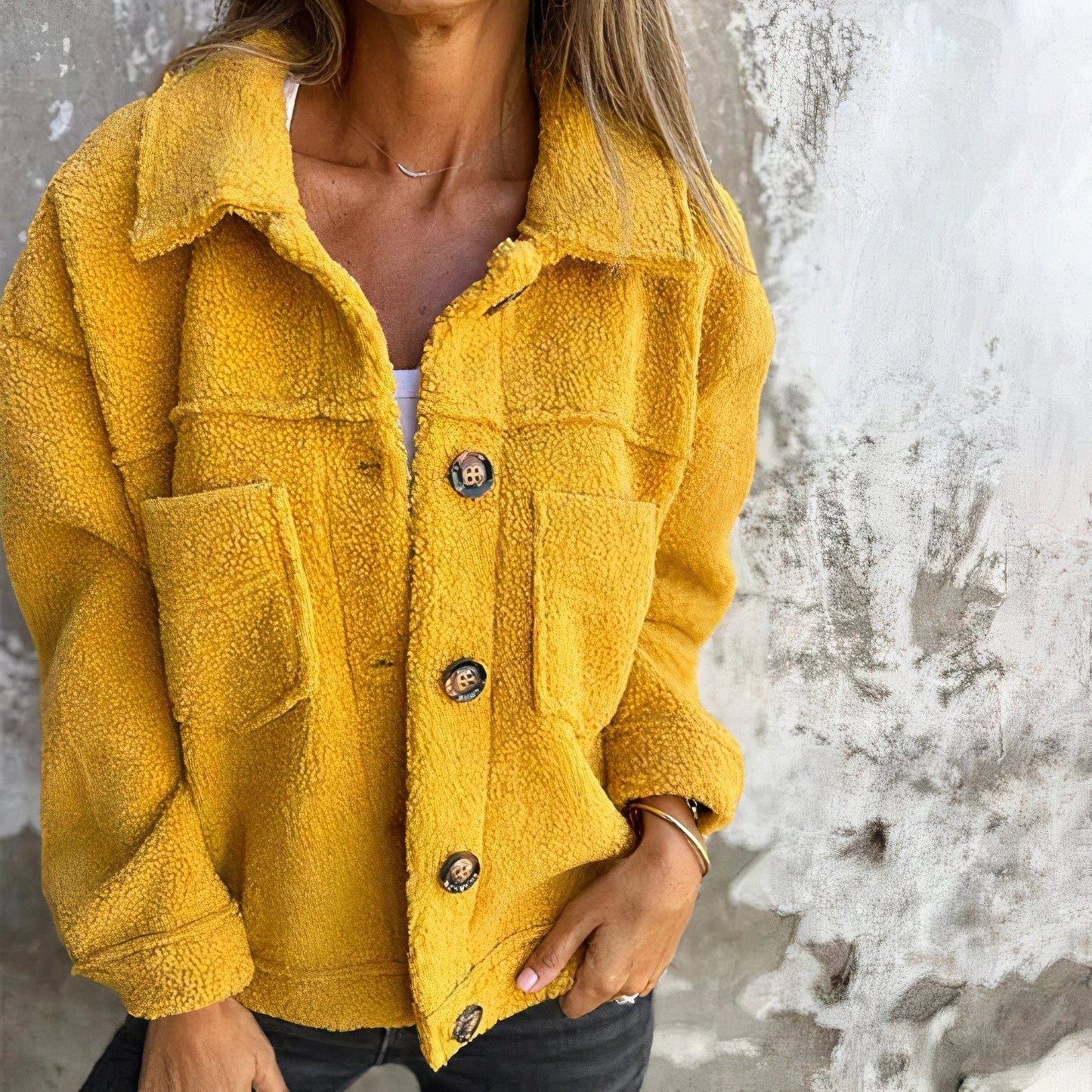 Cozy Women's Fleece Jacket with Big Pockets - Nocini