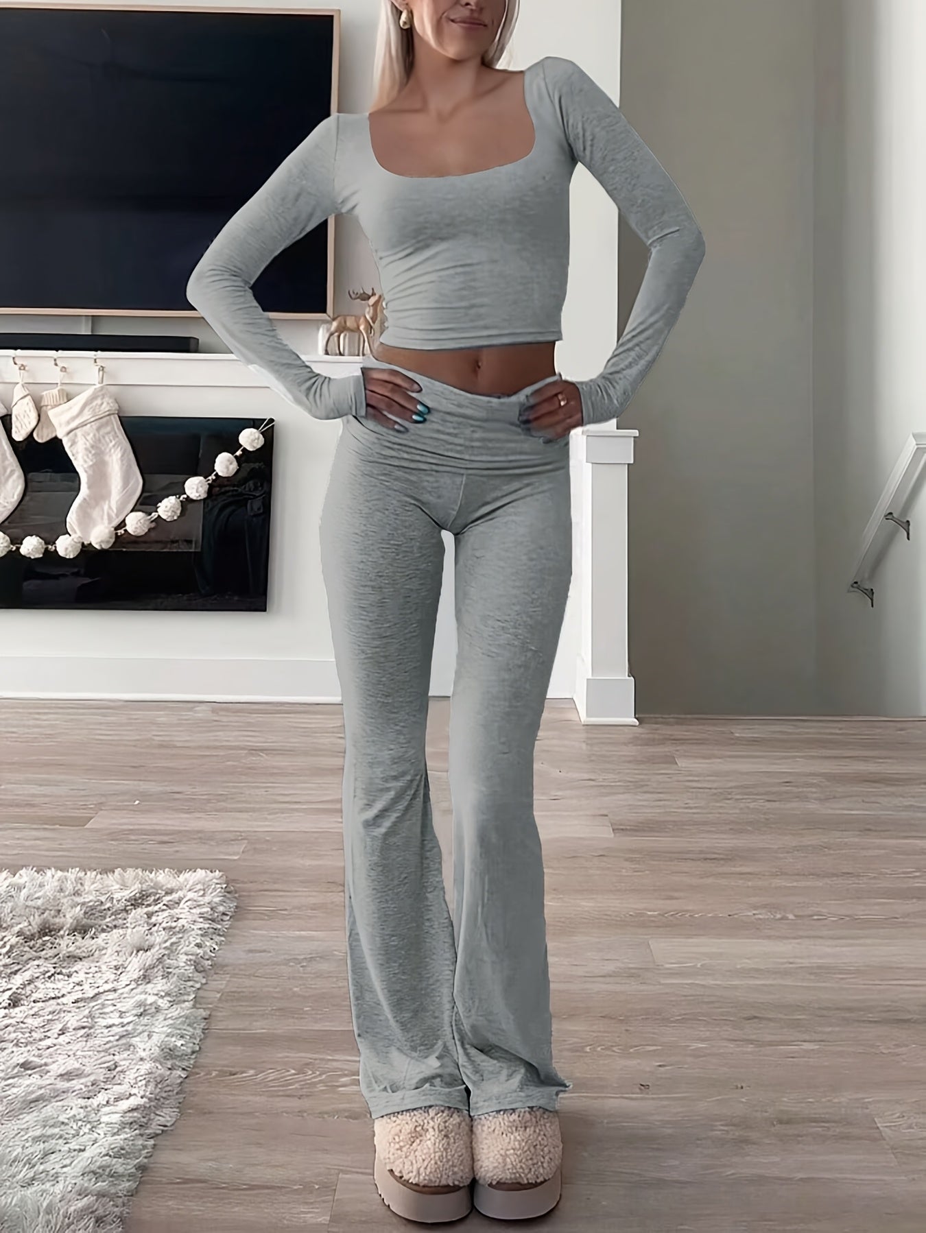 Ladies' 2-Piece Outfit with Long Sleeves and Wide Leg Pants