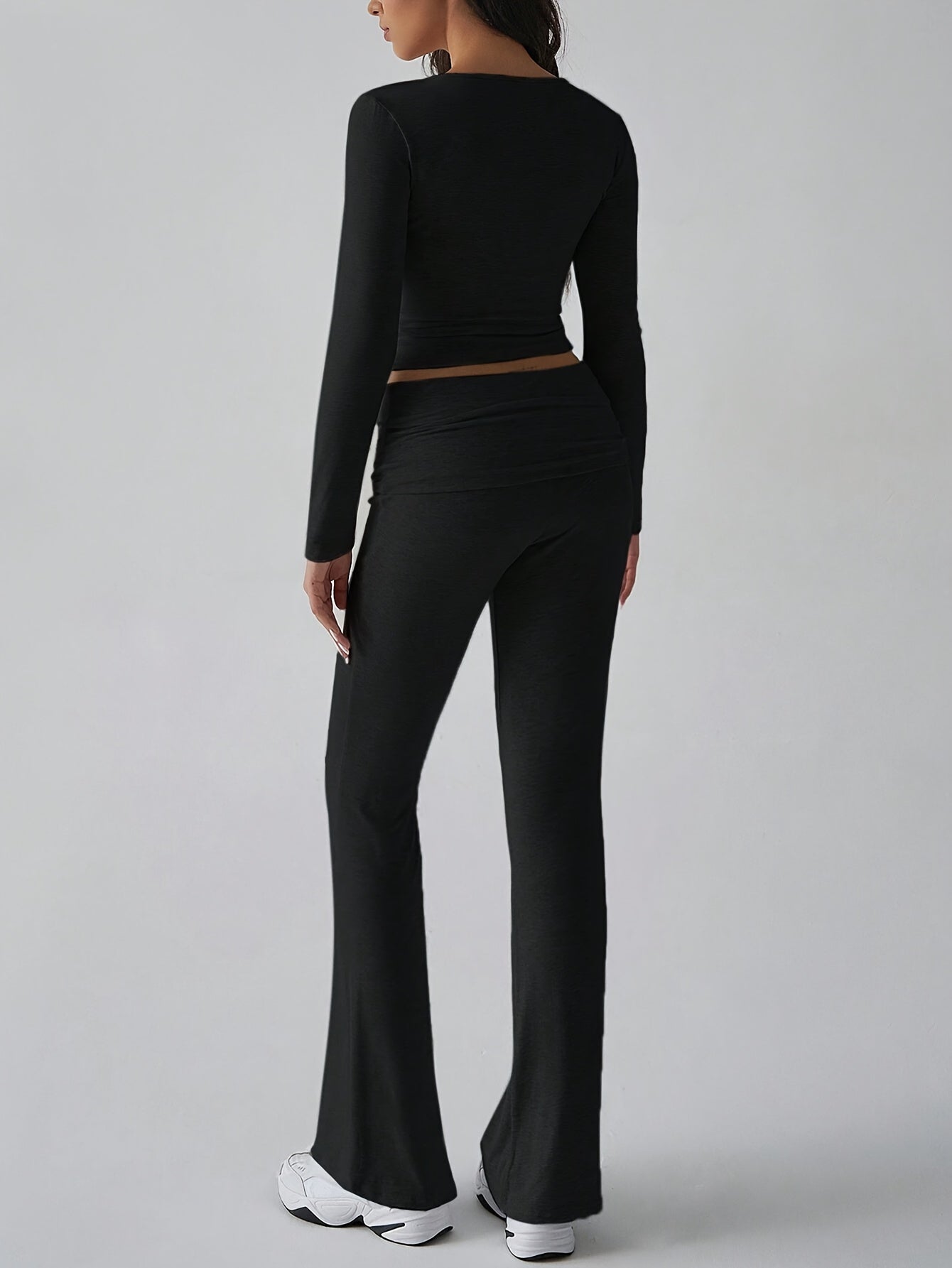 Ladies' 2-Piece Outfit with Long Sleeves and Wide Leg Pants