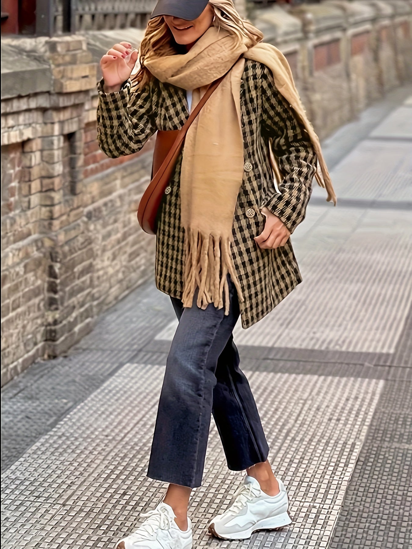 Classic Houndstooth Women's Button Jacket