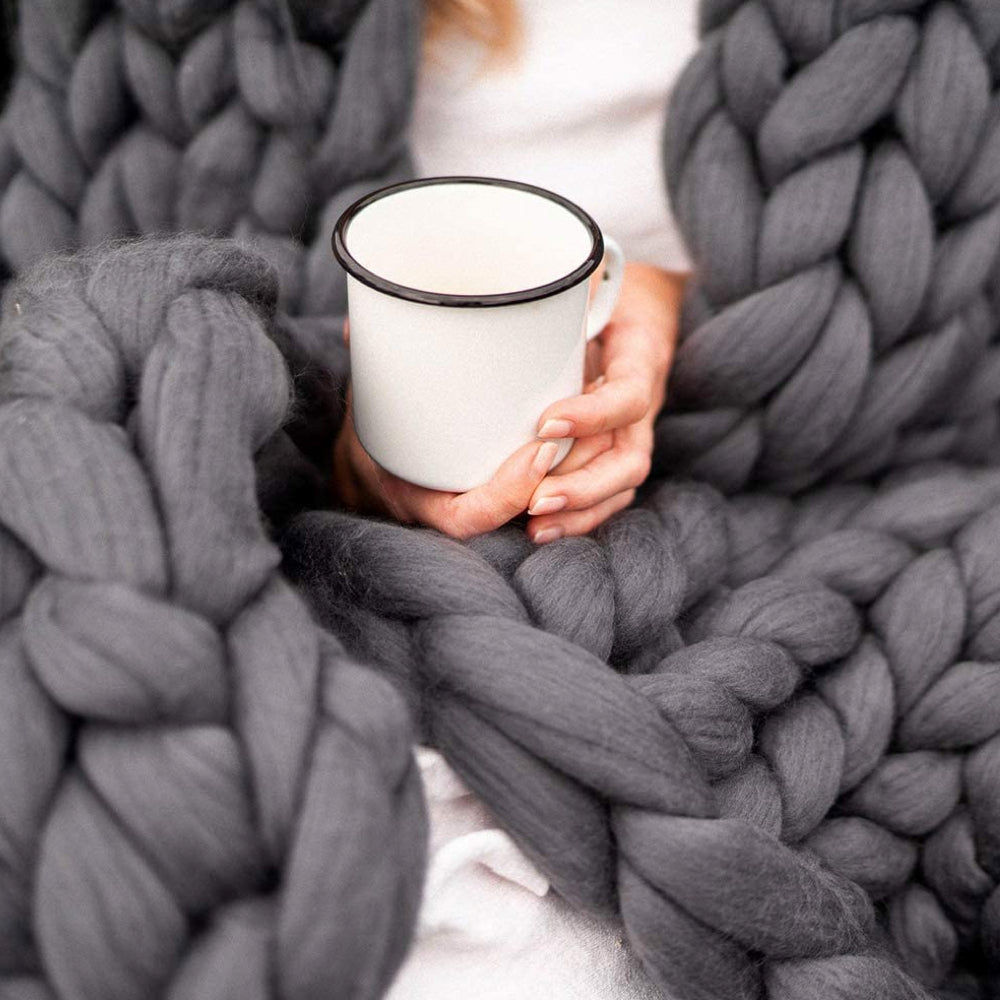 DIY Chunky XL Wool Yarn for Super Soft Blanket - CosyWeave-Dark grey-Nora Luxe